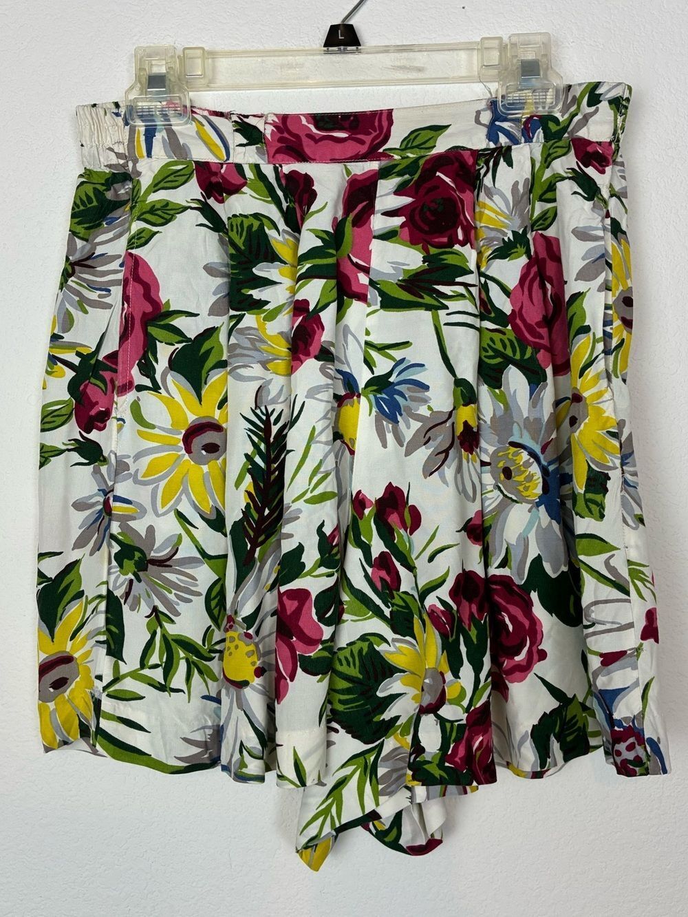 VTG 80s Espirit High Waisted Full Floral Pleated Flowy shorts rare